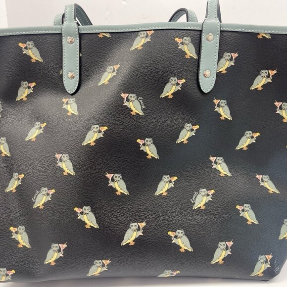 COACH HANDBAG - Picture 2 of 4